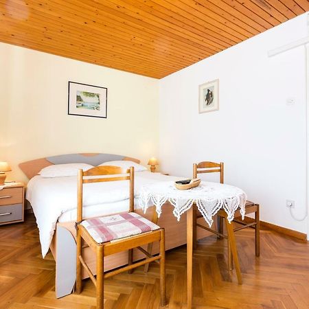 Apartment Marija Mali Lošinj Exteriör bild