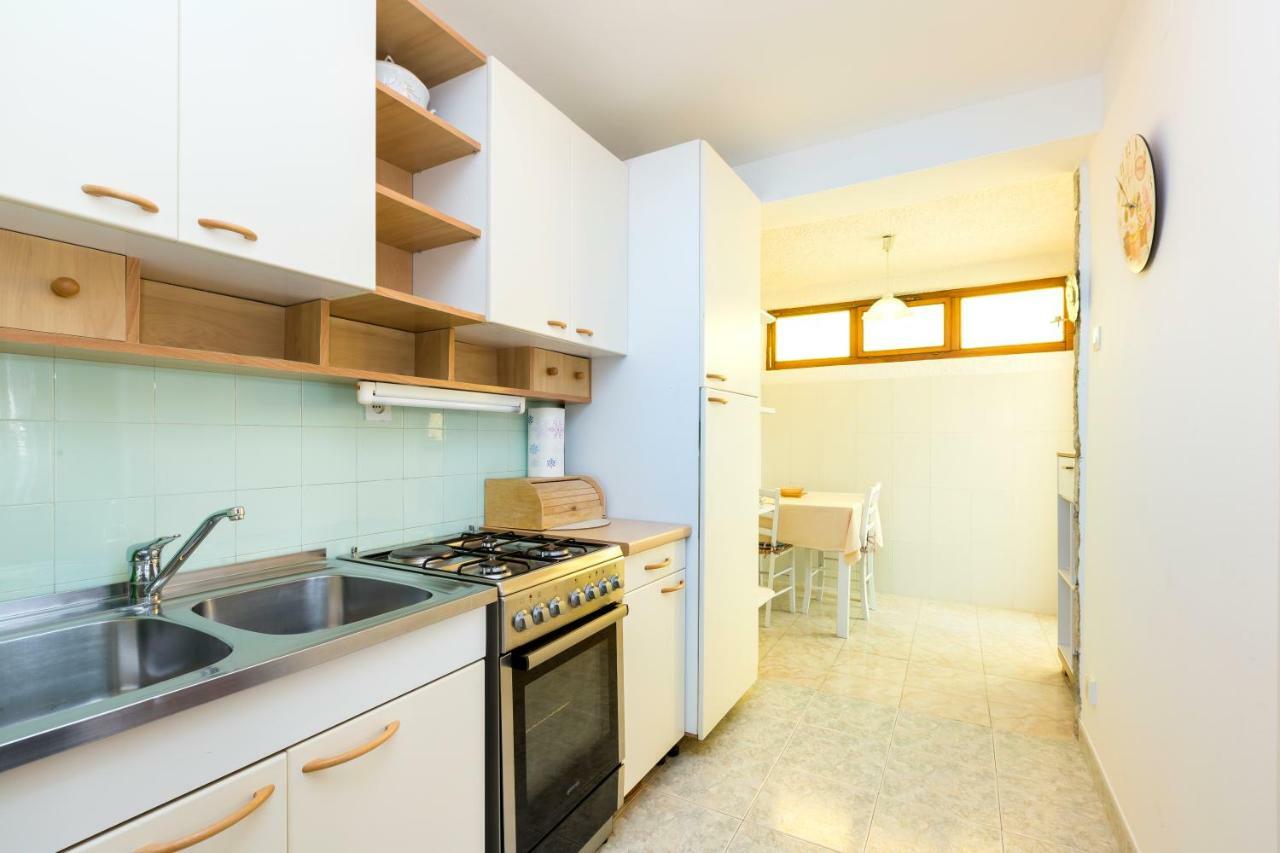 Apartment Marija Mali Lošinj Exteriör bild