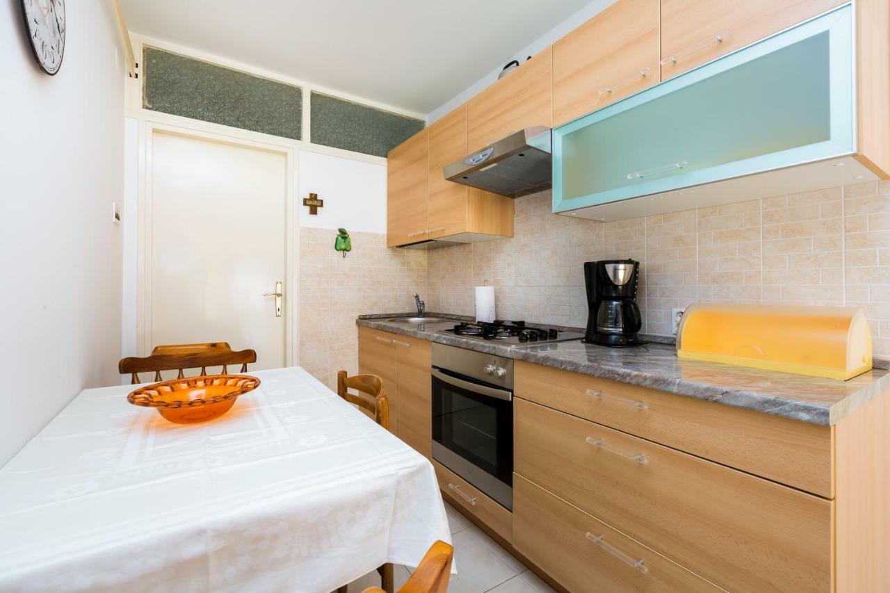 Apartment Marija Mali Lošinj Exteriör bild