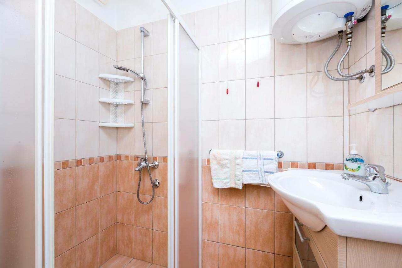 Apartment Marija Mali Lošinj Exteriör bild