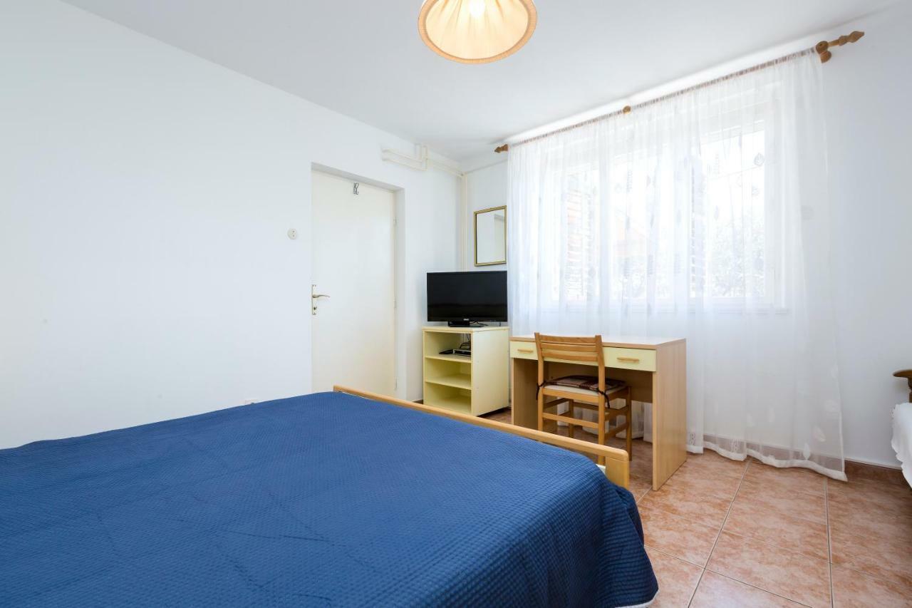 Apartment Marija Mali Lošinj Exteriör bild