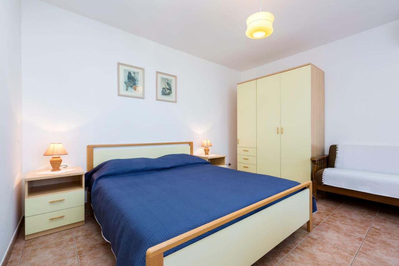 Apartment Marija Mali Lošinj Exteriör bild